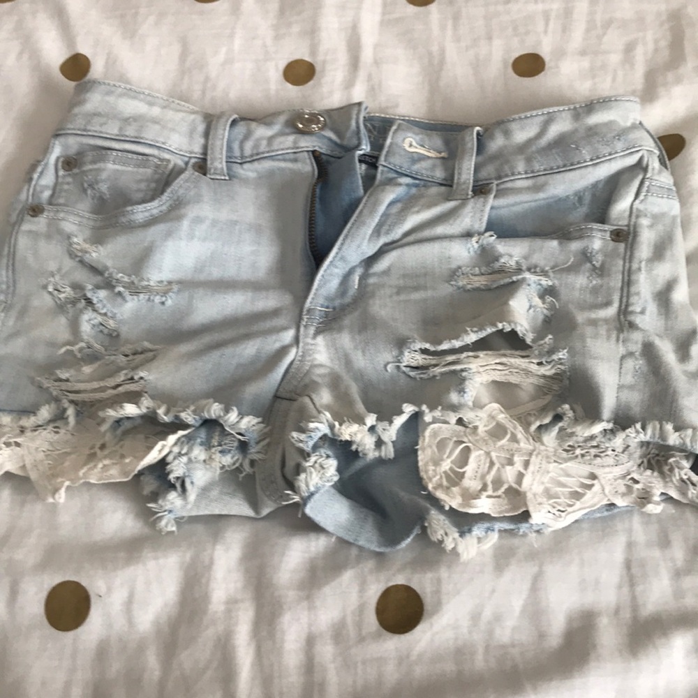 Light was short from American Eagle pocket design